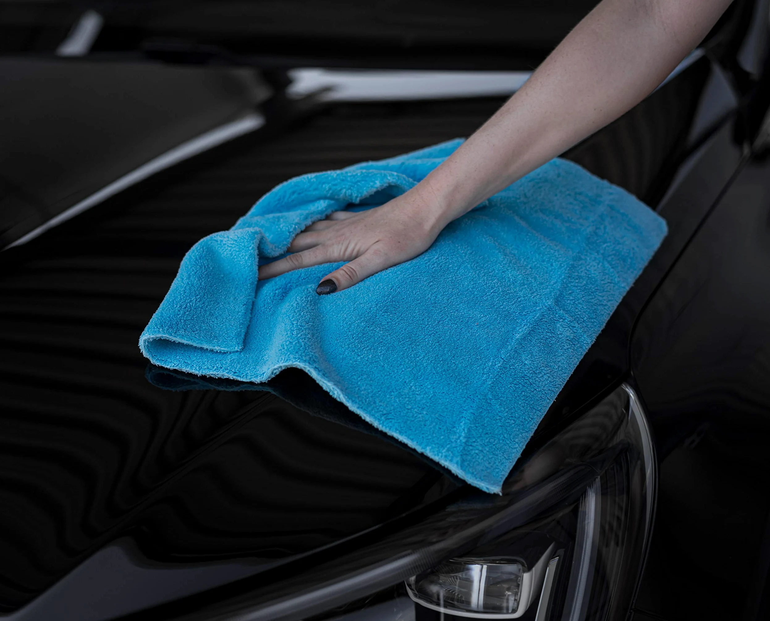 Detailmate Einsteiger Auto Politur Set - Menzerna Medium Cut Politur One-Step-Polish 3 in 1 + Garage Freaks Applikations Schwamm Polierpuk + Mikrofaser Poliertuch langflorig