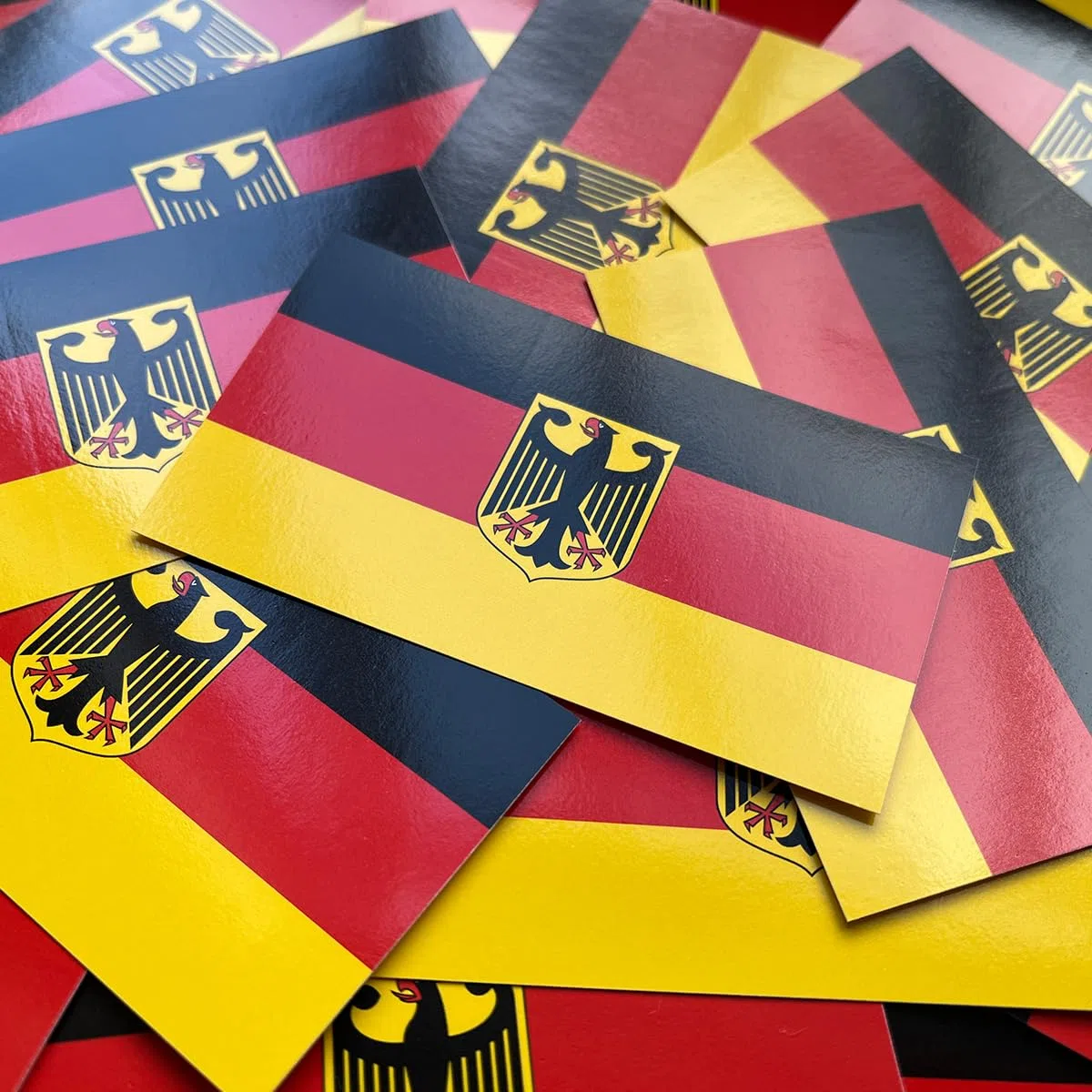 Deutschland Flagge Aufkleber/Sticker 25 Stück 8,5 cm BRD Deutsche Fahne Bundesadler AFD Patrioten Heimat