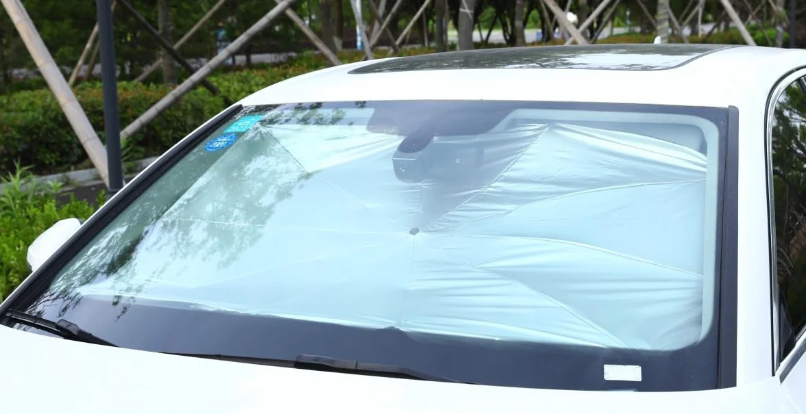 A2ZWORLD Auto-Sonnenschutz für Windschutzscheibe, faltbar, blockiert 99,9 % der UV-Strahlen, für Autos, SUVs, LKWs (125 x 65 cm)