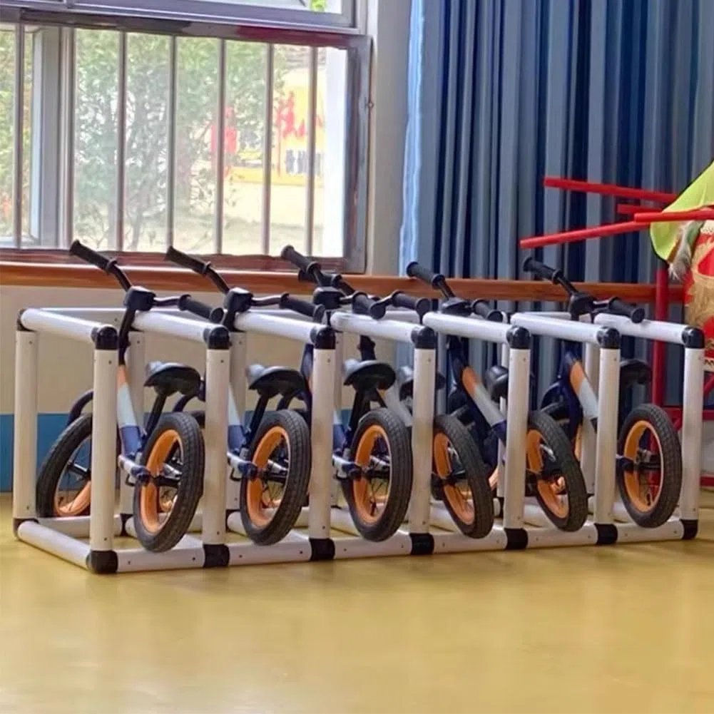Reifenlagerregal für den Schulspielplatz im Kindergarten, großes weißes Reifenlagersystem, kombinierter Reifenlager-Organizer mit PVC-Schnalle, für 5/10 Reifen (Farbe: W
